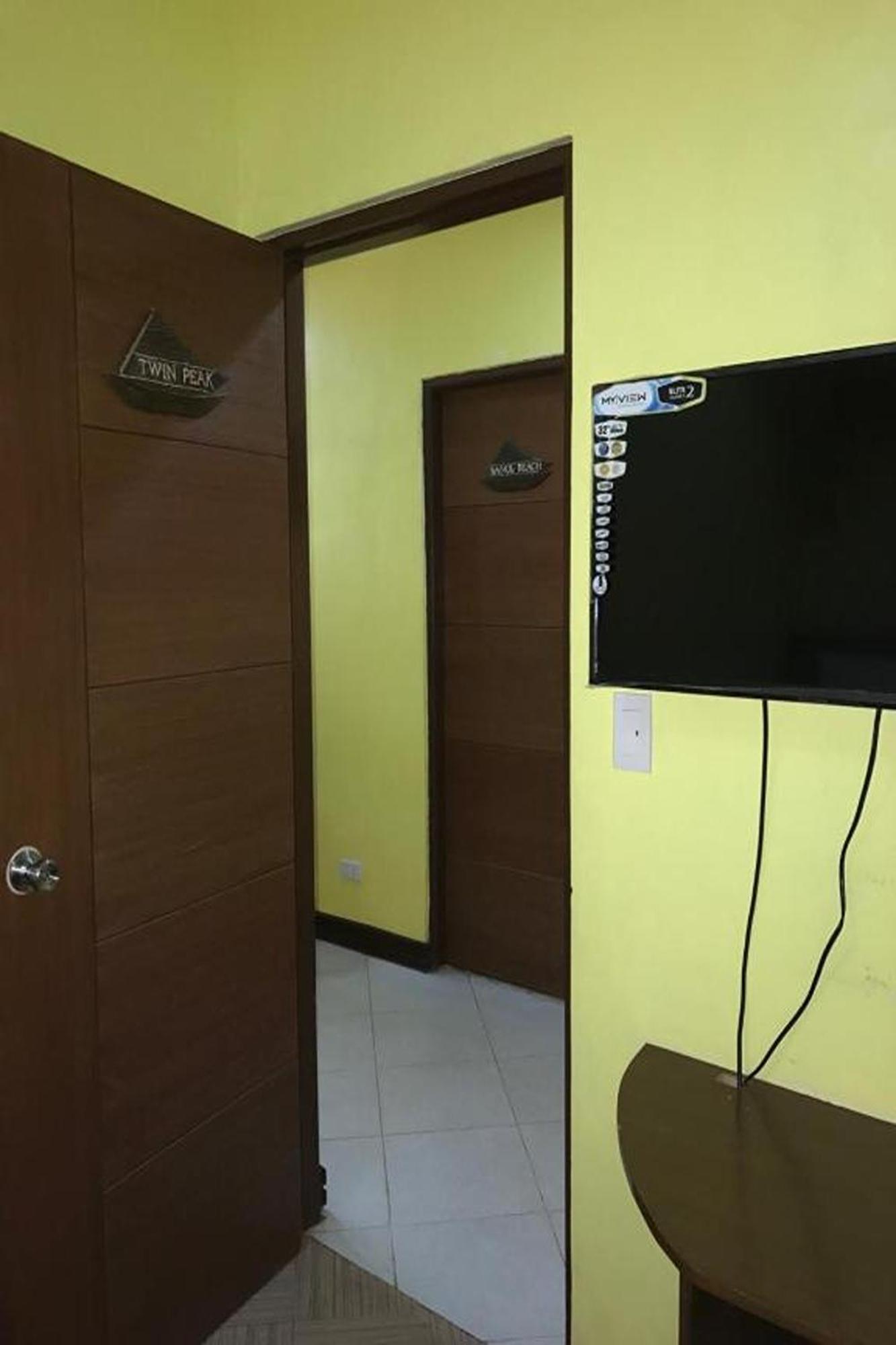 Luis Bay Travellers Lodge Coron Exterior foto